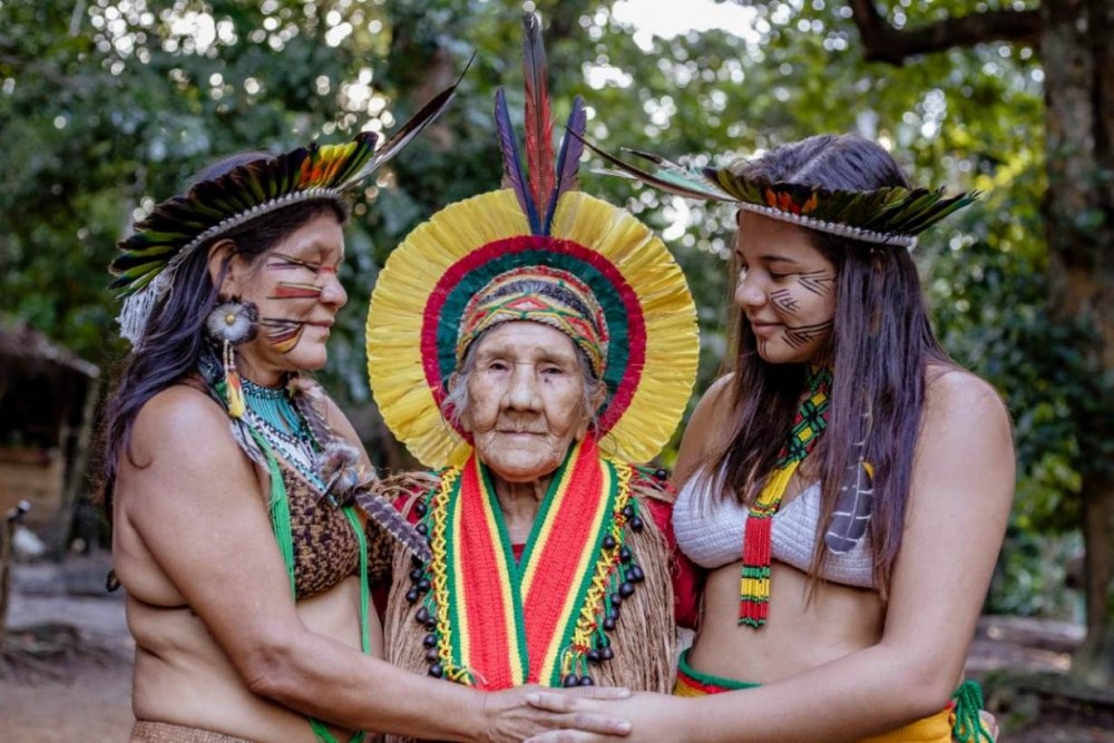 Indigenous women from the Jaqueira village in northeastern Brazil perform the annual ritual Aragwaksa on August 1, 2020. Handout photos from Nitynawa Pataxo. (Source: Thomson Reuters Foundation)